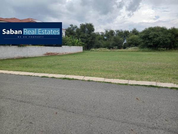 1 110 m² Land