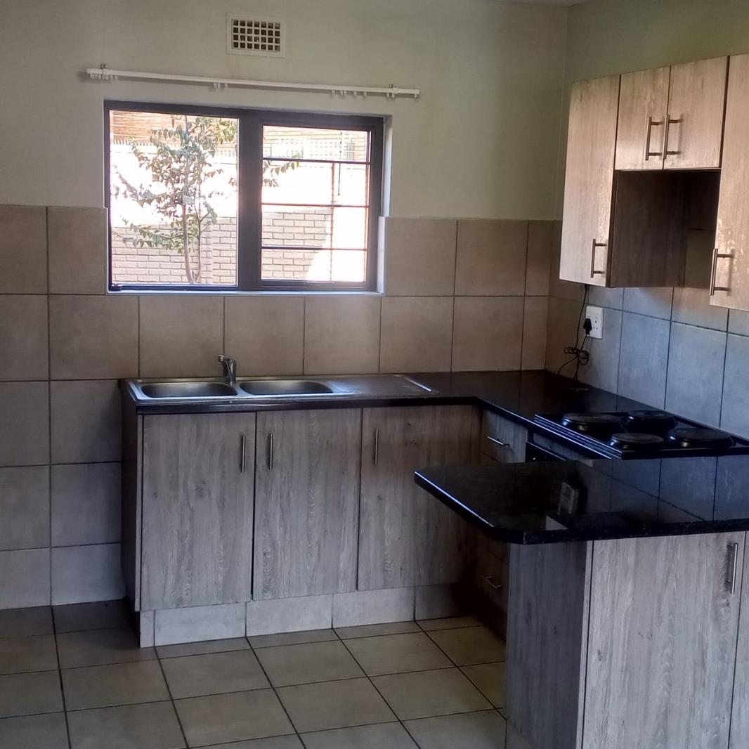 2 Bedroom Apartment in La Montagne
