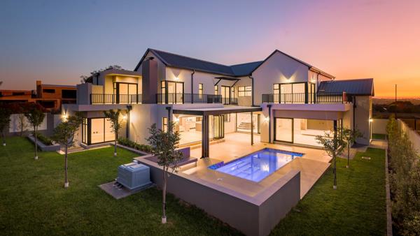 5 Bedroom House