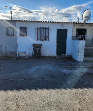 1 Bedroom House