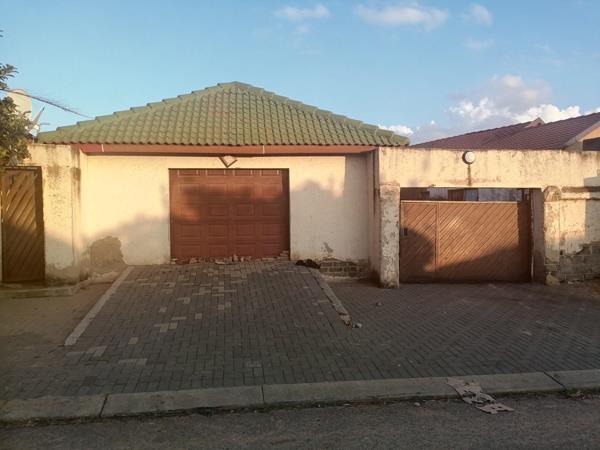 2 Bedroom House