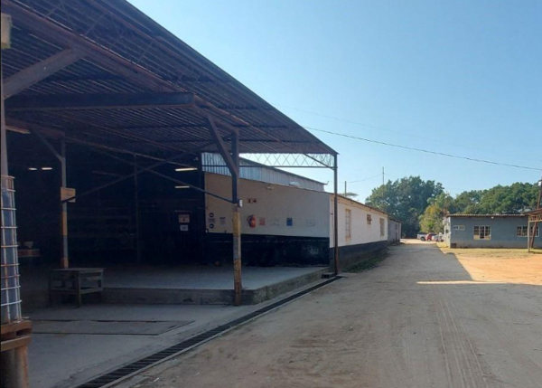 2 760 m² Commercial space