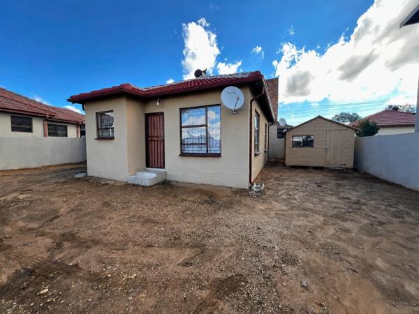 2 Bedroom House