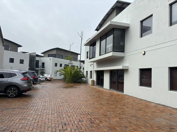 119 m² Commercial space