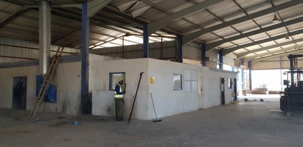 2 400 m² Industrial space