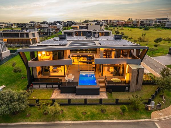 5 Bedroom House