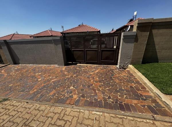 2 Bedroom House
