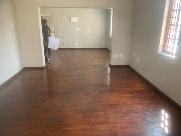 18 m² Retail Space