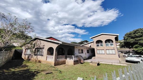 9 Bedroom House