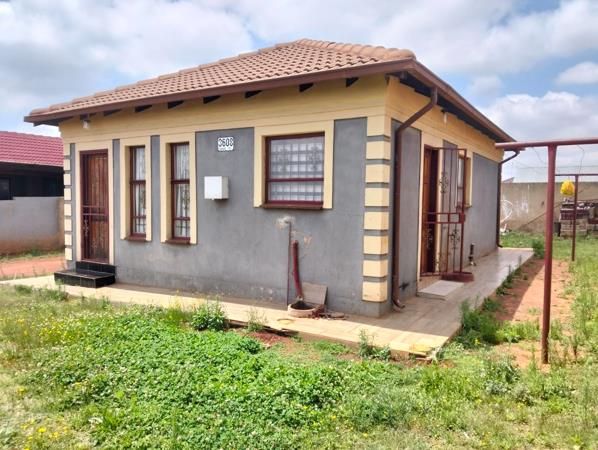 2 Bedroom House