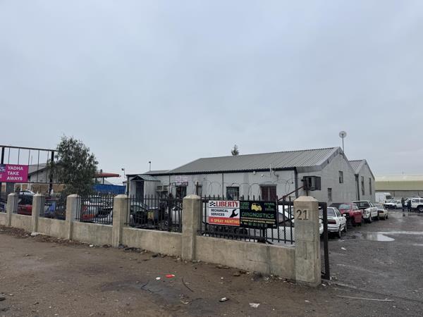 810 m² Industrial space