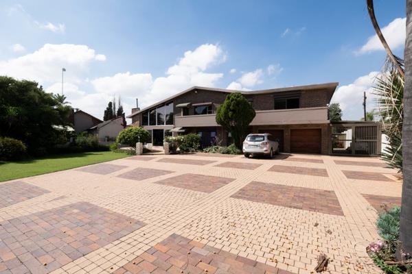 5 Bedroom House