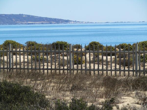 600 m² Land