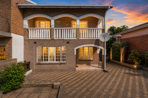 5 Bedroom House