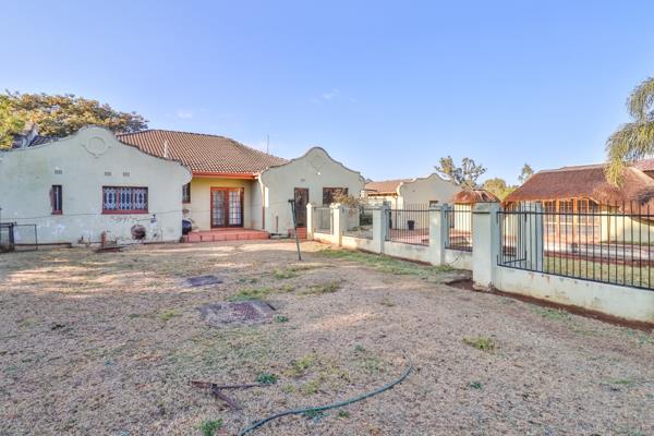 1.1 ha Smallholding