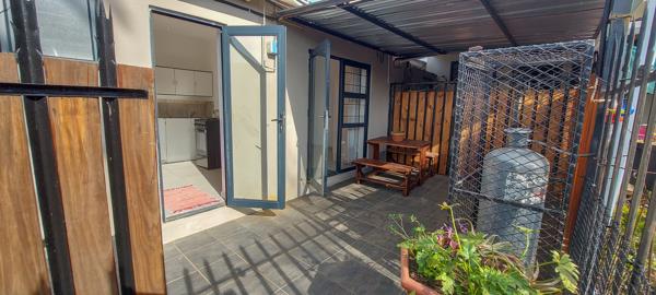 1 Bedroom Garden Cottage