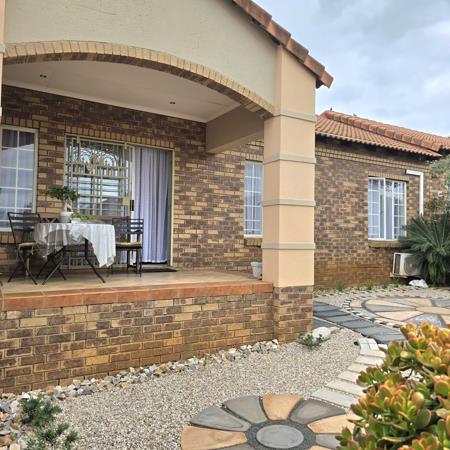 2 Bedroom Townhouse
