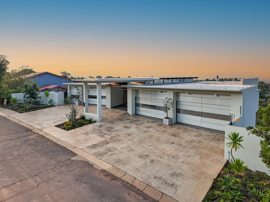 House in Waterkloof Heights, Pretoria Central and Old East - View 3