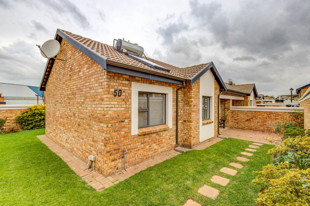 2 Bedroom Townhouse