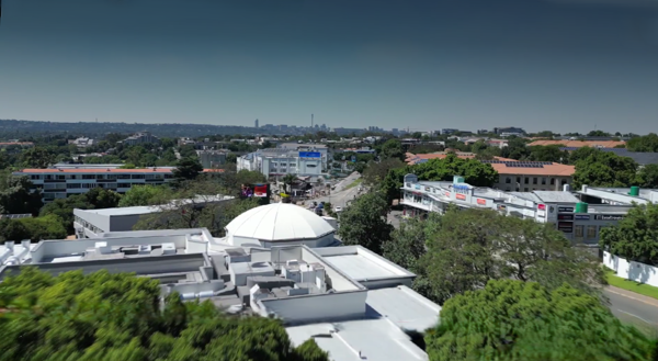 1 527 m² Commercial space