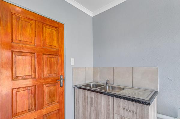 2 Bedroom House