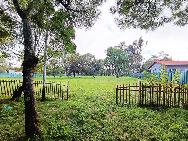 3 232 m² Land