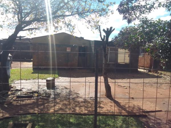 2 Bedroom House