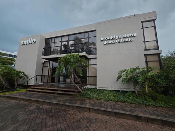 102 m² Commercial space