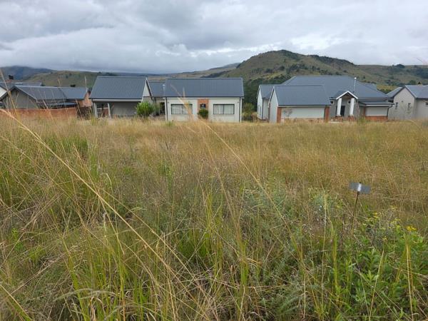 750 m² Land