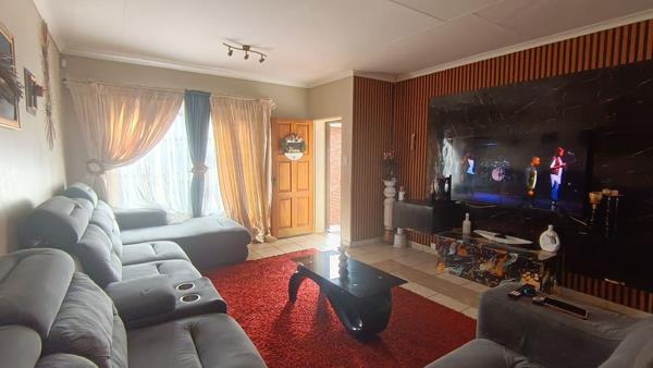 2 Bedroom Flat