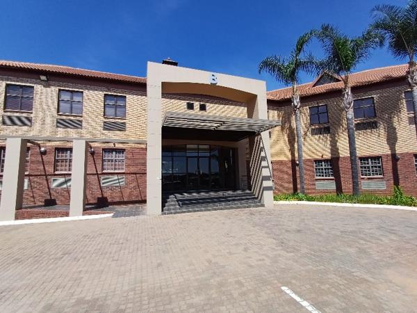 300 m² Commercial space