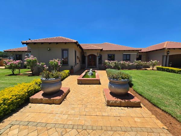 5 Bedroom House