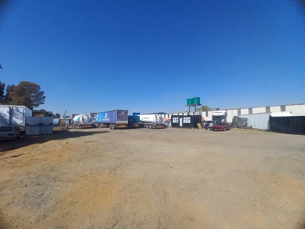2 400 m² Industrial space