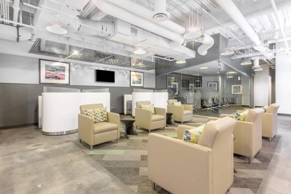 1 011 m² Office Space