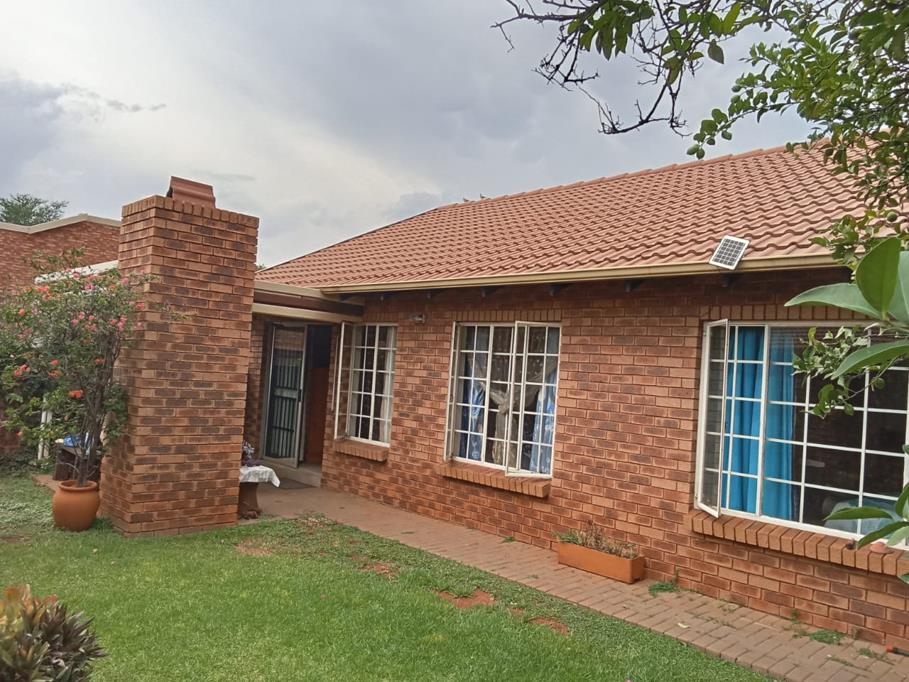 3 Bedroom Simplex