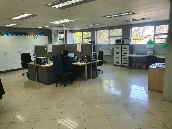 296 m² Office Space