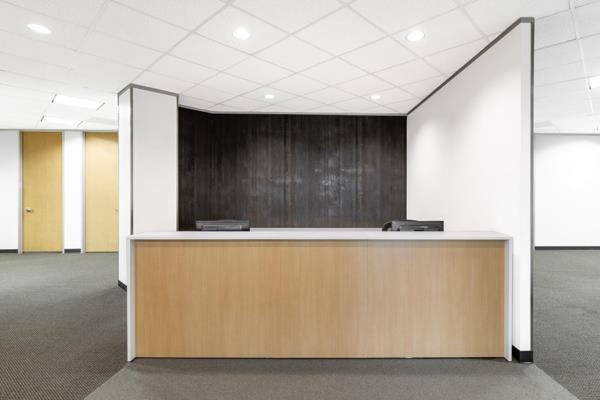 1 011 m² Office Space