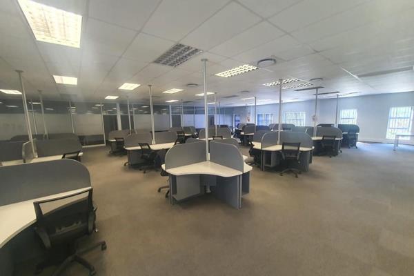 383 m² Office Space