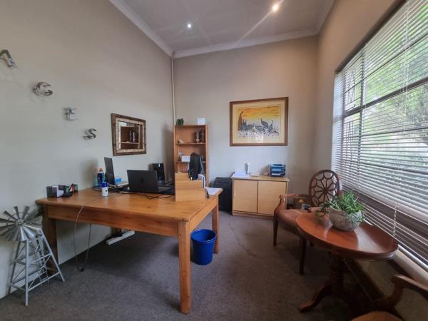 471 m² Commercial space
