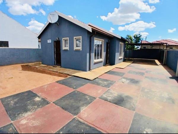2 Bedroom House