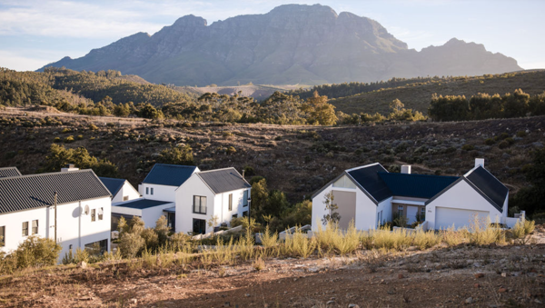 400 m² Land