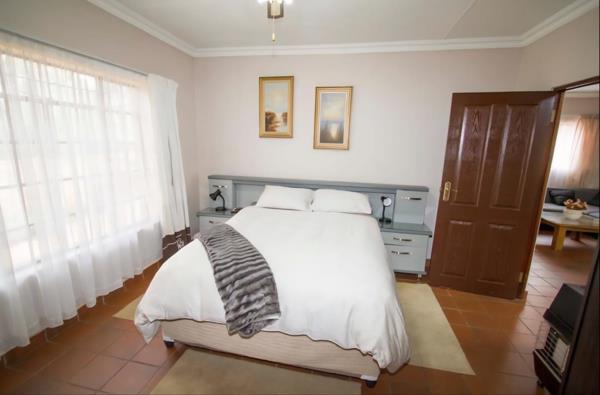 1 Bedroom Garden Cottage
