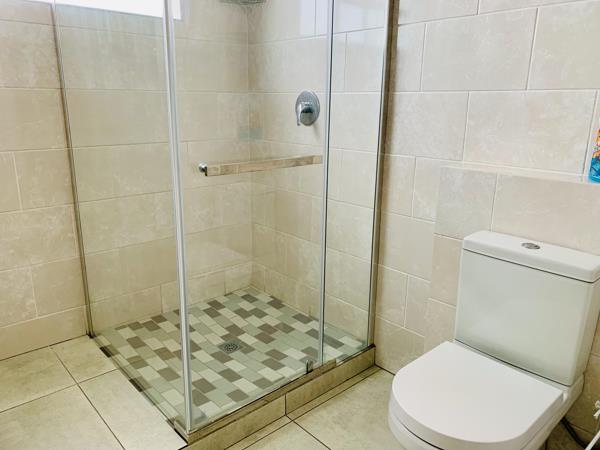 2 Bedroom Flat in Sunnyside