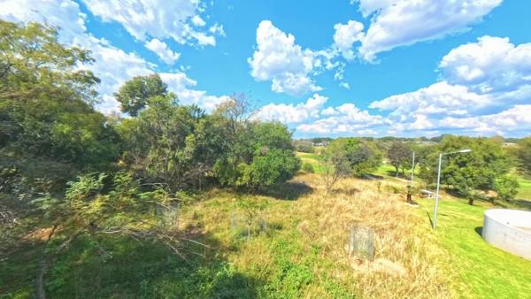 1 500 m² Land