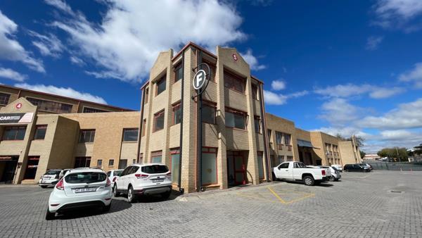 1 150 m² Commercial space