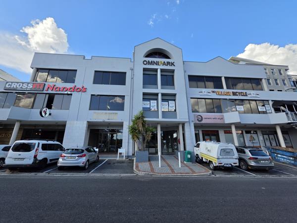 92.2 m² Commercial space