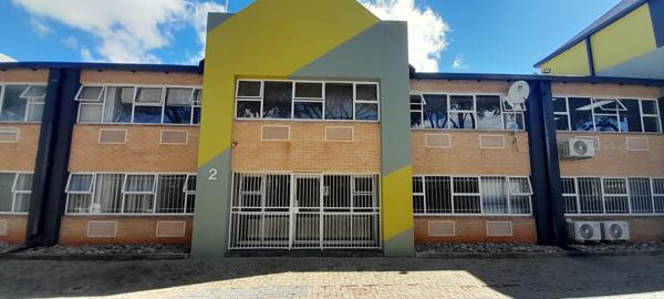 555 m² Industrial space