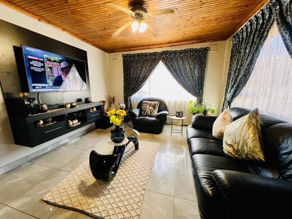 7 Bedroom House