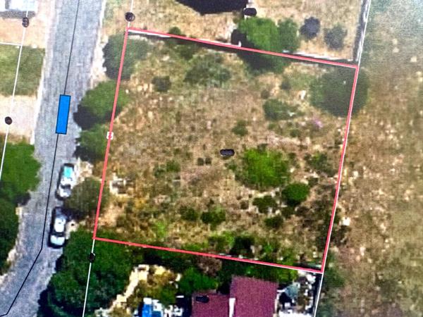 813 m² Land