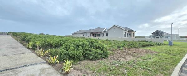 786 m² Land